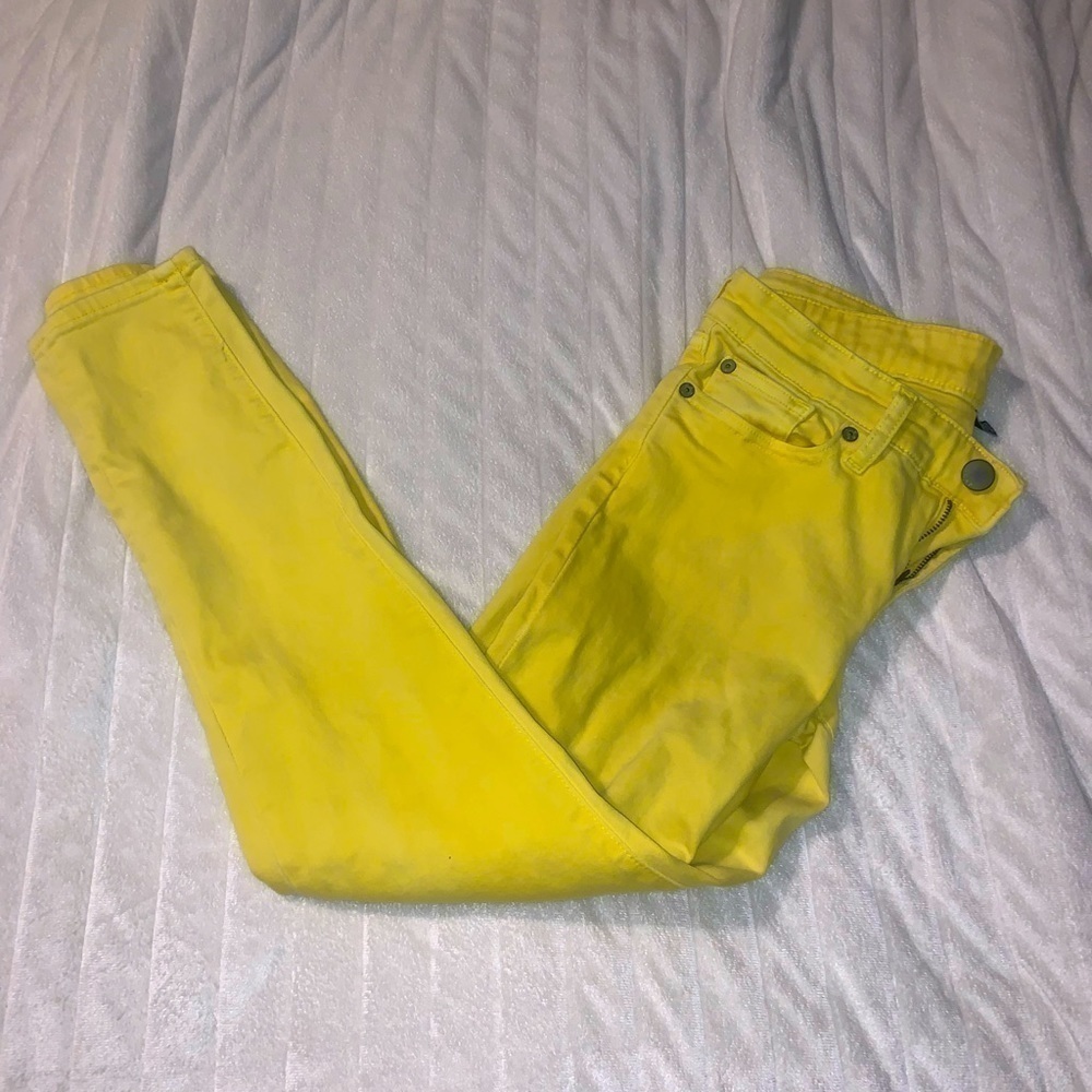 WOMENS size 4/27 Gap skinny jeans